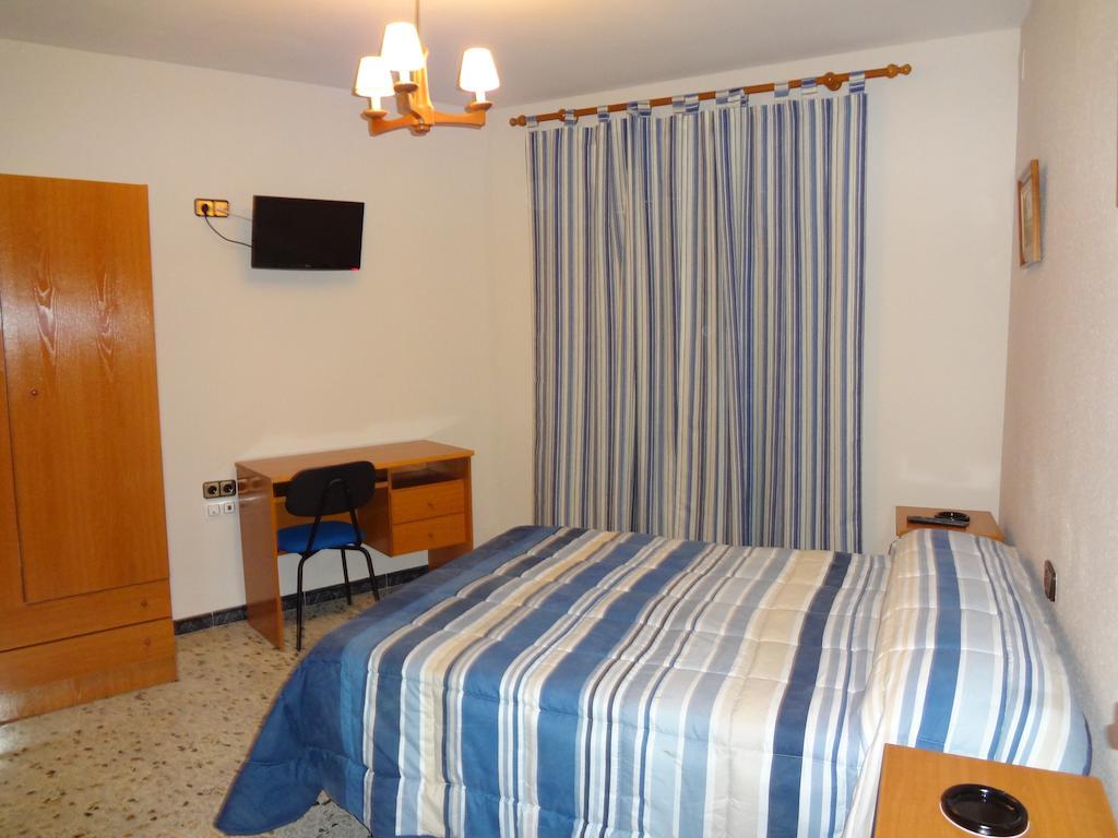 Hostal San Pedro Sanlúcar la Mayor المظهر الخارجي الصورة