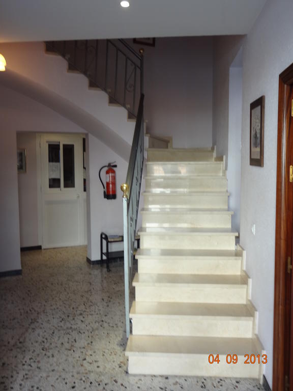 Hostal San Pedro Sanlúcar la Mayor المظهر الخارجي الصورة